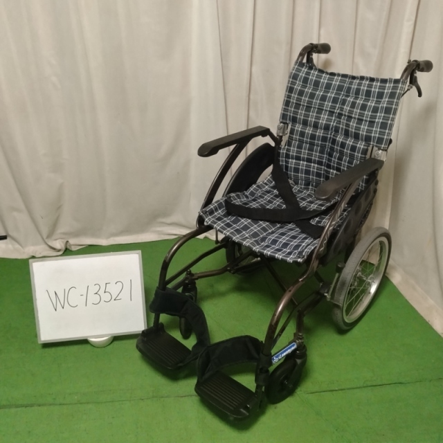 【Bランク 中古 車椅子】カワムラサイクル 介助式車椅子 ウェイビッ
