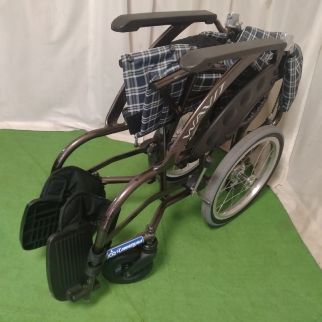【Bランク 中古 車椅子】カワムラサイクル 介助式車椅子 ウェイビッ
