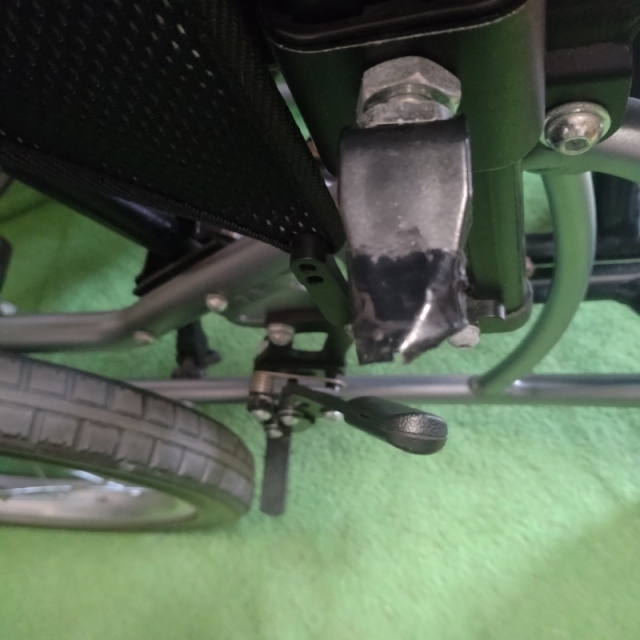 【中古 リクライニング車椅子 Bランク】ミキ 介助式 CRT-WR（WC-9637