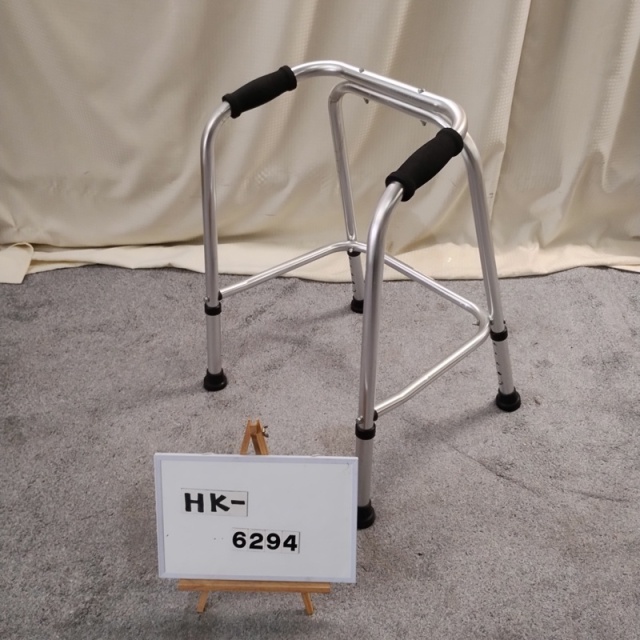 【Bランク 中古 歩行器】クリスタル産業 Ｕラインウォーカー AL-125A