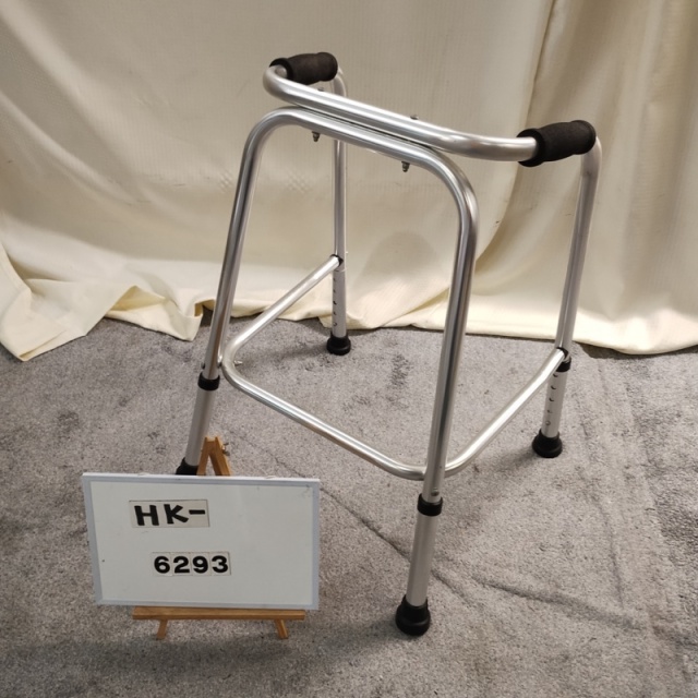 【Bランク 中古 歩行器】クリスタル産業 Uラインウォーカー AL-125A
