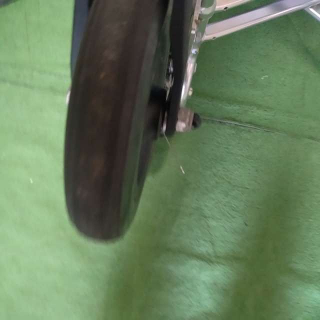 【Bランク 中古 車椅子】ミキ 介助式車椅子 Skit（スキット） SKT-1 