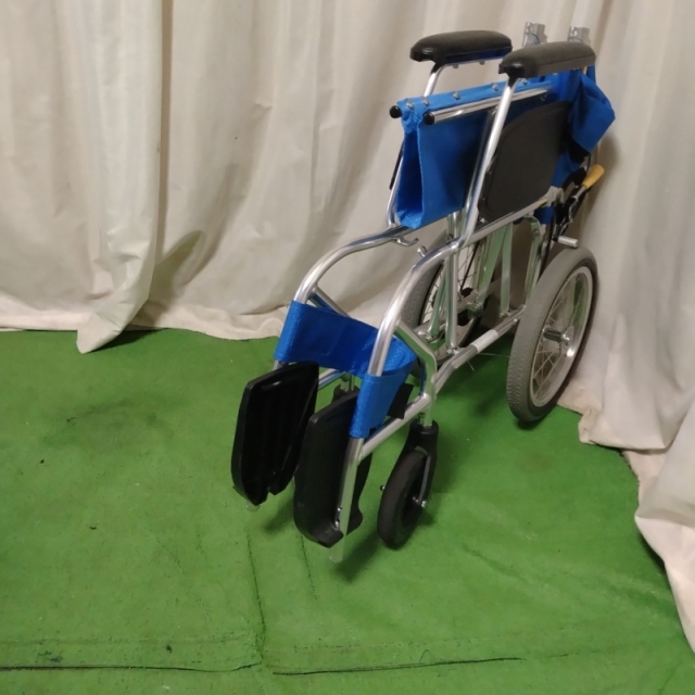 【Bランク 中古 車椅子】日進医療器 介助式車椅子 NAH-L7α Aパッケ