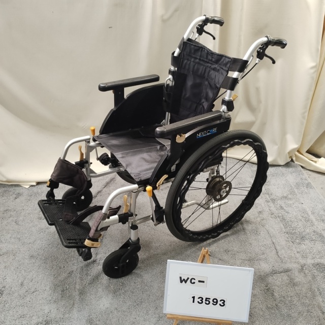 【Bランク 中古 車椅子】松永製作所 自走式車椅子 ネクストコア・ア