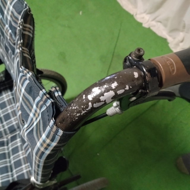 【Bランク 中古 車椅子】カワムラサイクル 介助式車椅子 ウェイビッ