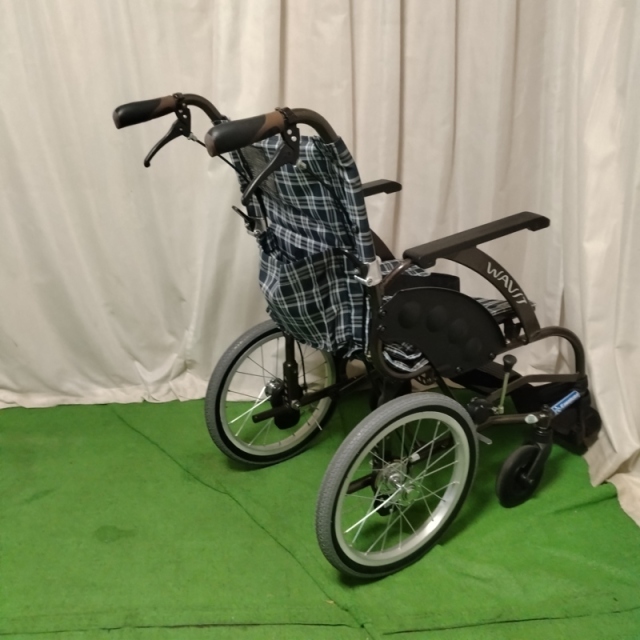 Bランク 中古 車椅子】カワムラサイクル 介助式車椅子 ウェイビット