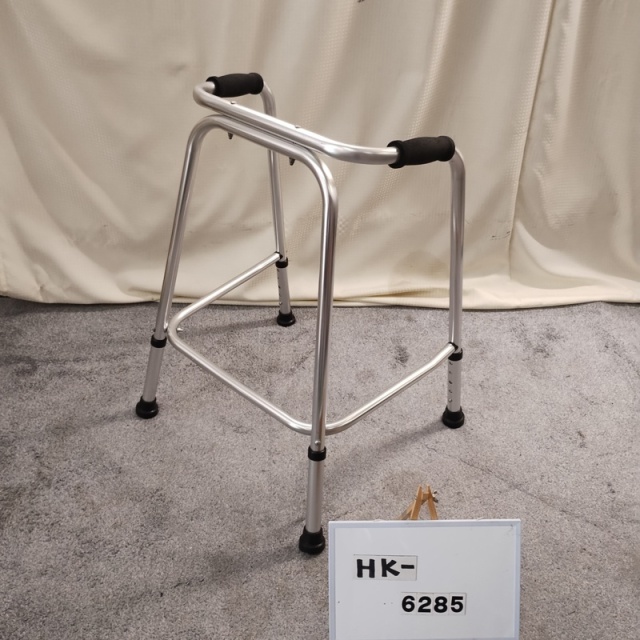【Aランク 中古 歩行器】クリスタル産業 Uラインウォーカー AL-125 (