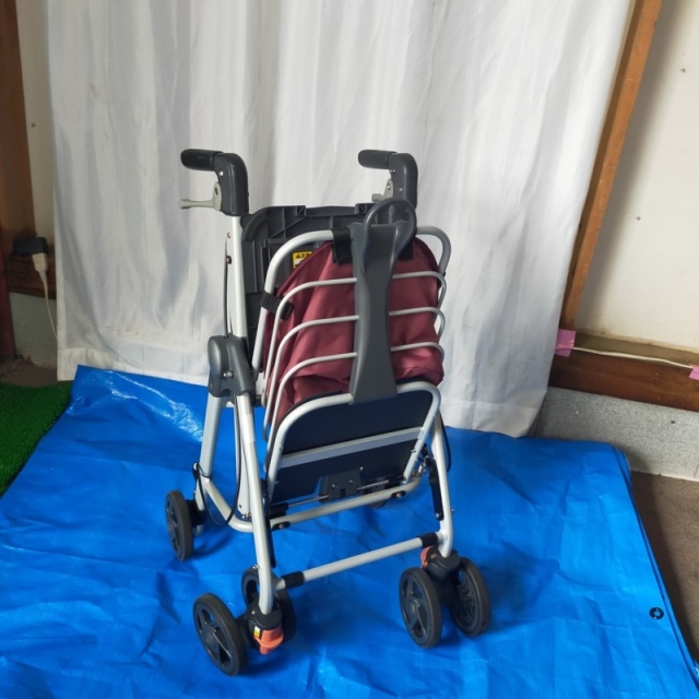 【Aランク 中古 歩行器】幸和製作所 テイコブリトルワゴンミニ WAW21
