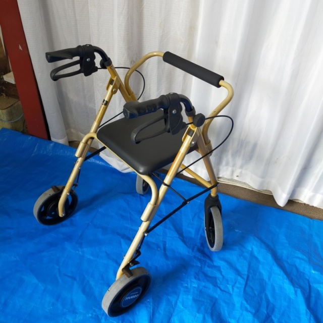 【Bランク 中古 歩行器】竹虎ヒューマンケア ハッピー2 NB 抑速ブレ