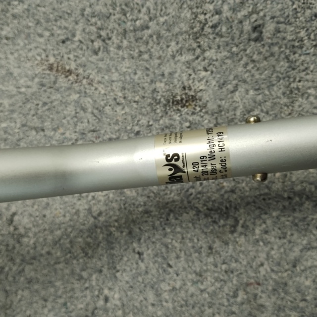 【Aランク 中古 杖】赤井 Day's多点杖 ボルト式 4点支持杖 小 2667 
