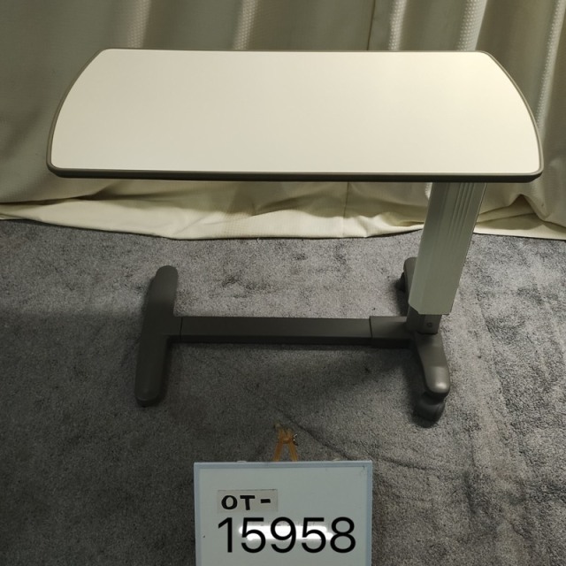 【Aランク 中古 介護テーブル】パラマウント サイドテーブル KF-192 