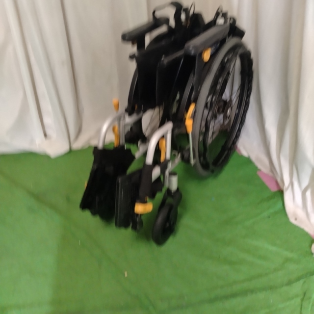 【Bランク 中古 車椅子】松永製作所 自走式車椅子 ネクストコア・ア