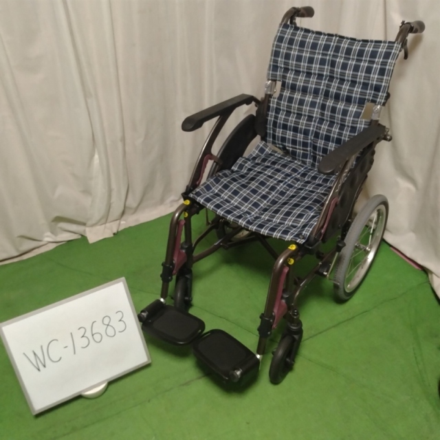 【Bランク 中古 車椅子】カワムラサイクル ウェイビットプラス WAP16