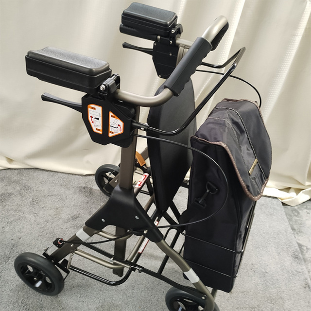 歩行器 幸和製作所 テイコブリトルボンベF WAW17