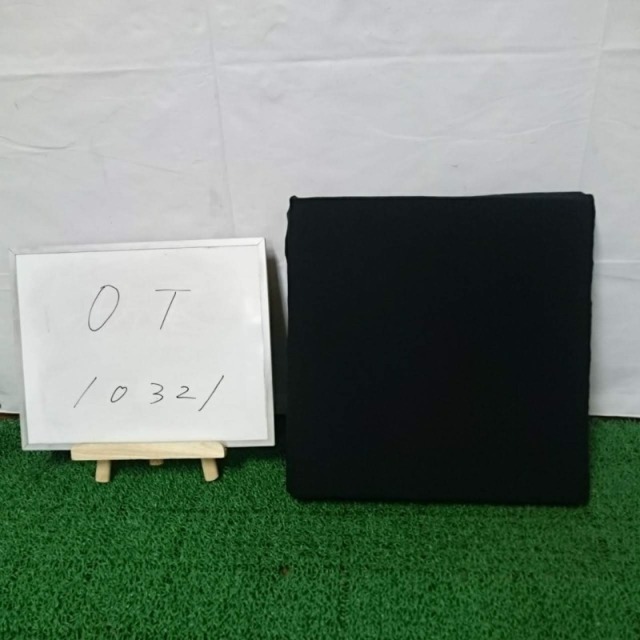 中古 車椅子用クッション「スレッドクッション4040」（シーエンジ／M142／Aランク）[OT-10321]