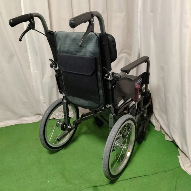 【中古 車椅子 Aランク】カワムラサイクル 介助式車椅子 モダンA-sty