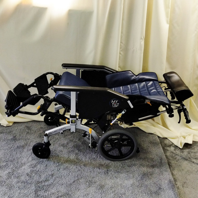 介助式リクライニング車椅子「マイチルトコンパクト 3D」松永製作所 MH-CR3D