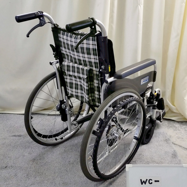 自走式車椅子「Skit（スキット）」ミキ／SKT-4