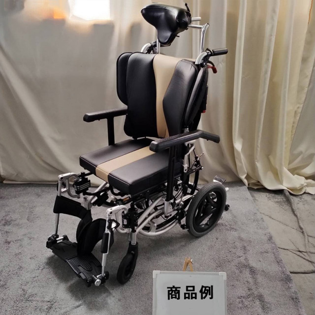 車椅子（美品） MiKi/ミキ】 自走式車椅子 JTN-3B 足踏み連動式駐車ブレーキ｜車いすの
