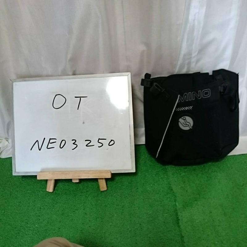 中古 車椅子オプション「ハンディウォーク用酸素ボンベフォルダーS」（パラマウントベッド／KZ-C29005／Aランク）[OT-NE03250]