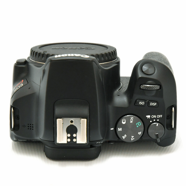 EOS Kiss X10 �{�f�B