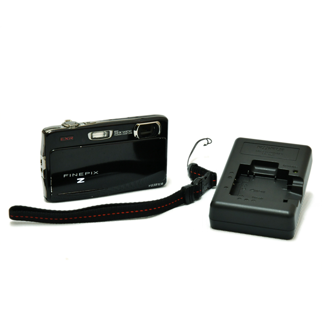 FinePix Z950EXR [�u���b�N]