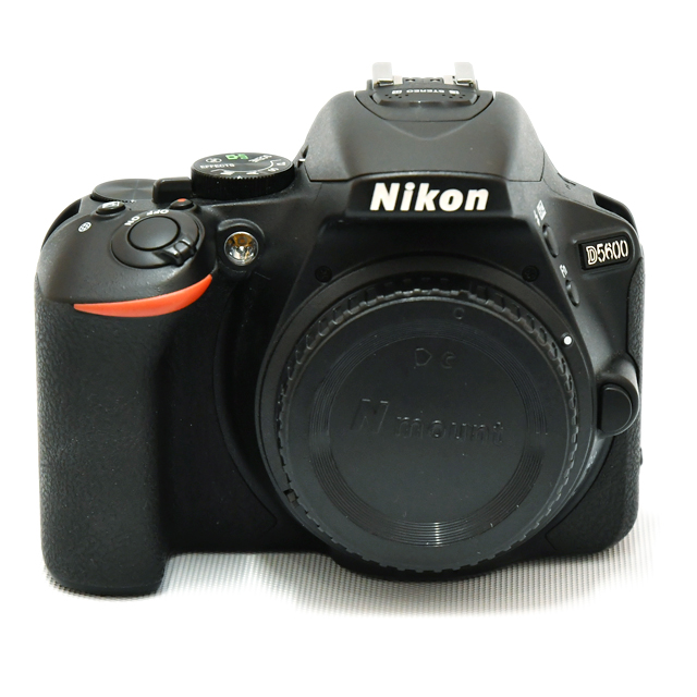 D5600
