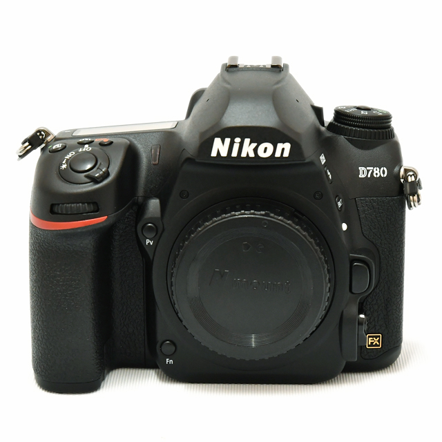 D780
