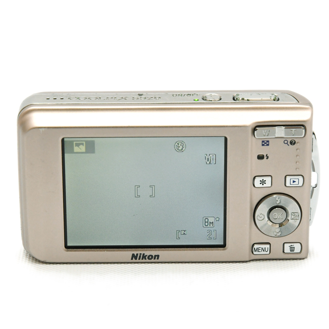 COOLPIX S520
