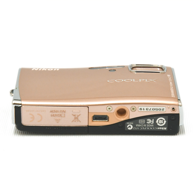 COOLPIX S52