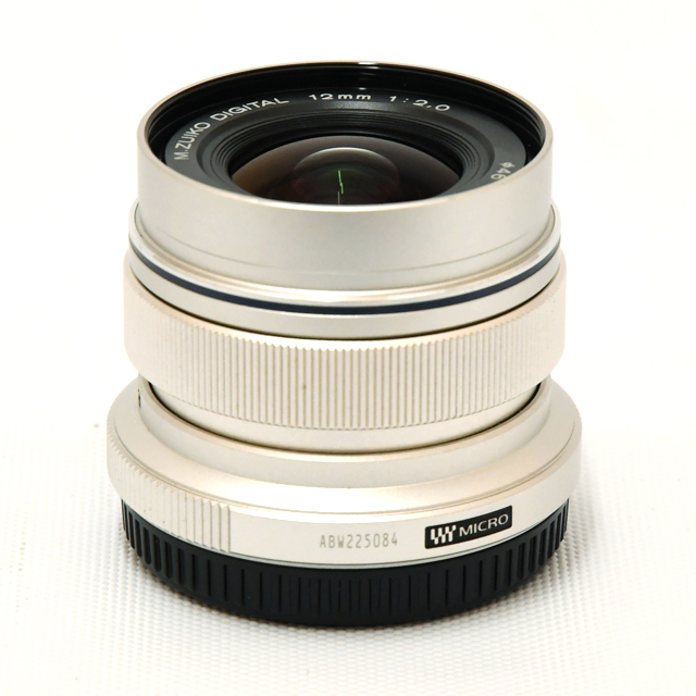 M.ZUIKO DIGITAL ED 12mm F2.0 [�V���o�[]