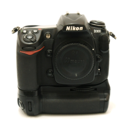 D300