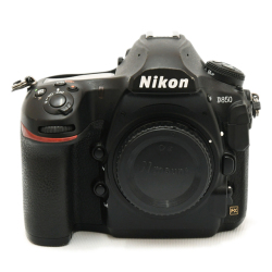 D850