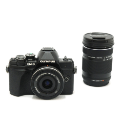 E-M10Ⅲ・14-42mm・40-150ｍｍ