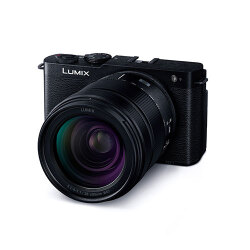 【新品】【在庫あり】パナソニック LUMIX DC-S9H-K ジェットブラック [高倍率ズームレンズキット]【5月31日ご注文分まで5年間延長保証（自然故障対象）プレゼント】