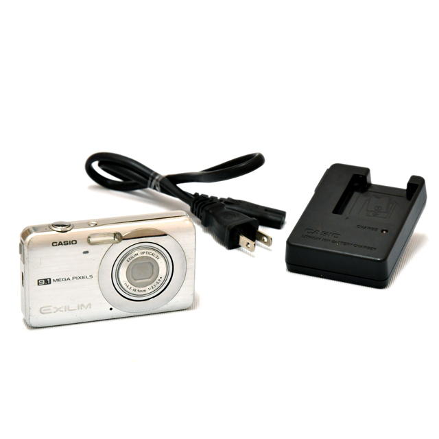 中古】カシオ コンパクトデジカメ EX-Z85 シルバー【C】