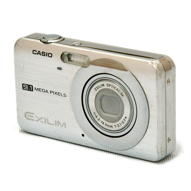 中古】カシオ コンパクトデジカメ EX-Z85 シルバー【C】