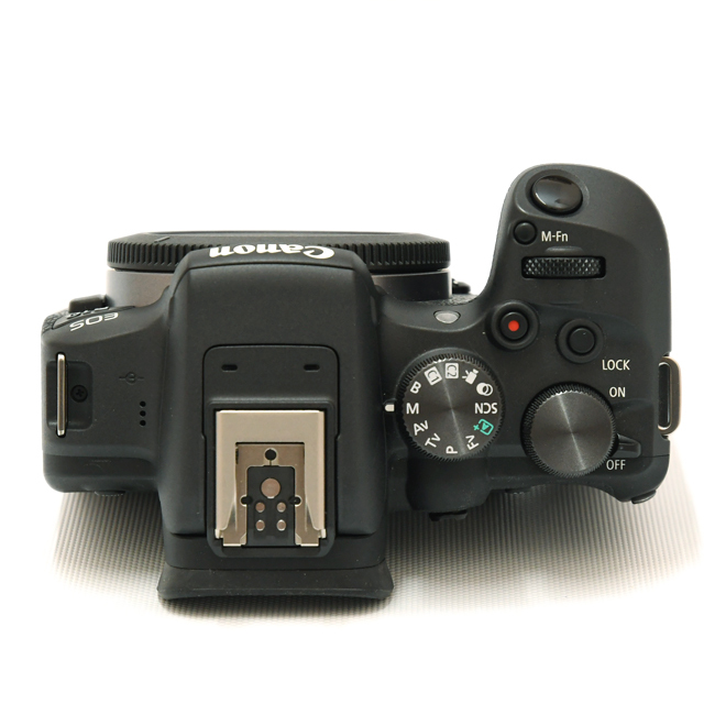 中古】デジタル一眼 キヤノン EOS R10【A】15日間保証
