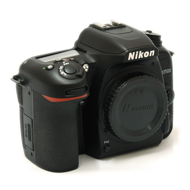 りょんりょん様　デジカメ一眼レフ　ニコンD7500　中古美品 D7500 ボディ 中古価格比較 - 価格.com