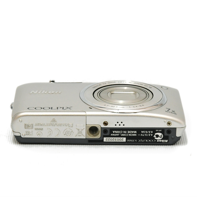 中古】ニコン コンパクトデジカメ COOLPIX S3500 シルバー【C】 