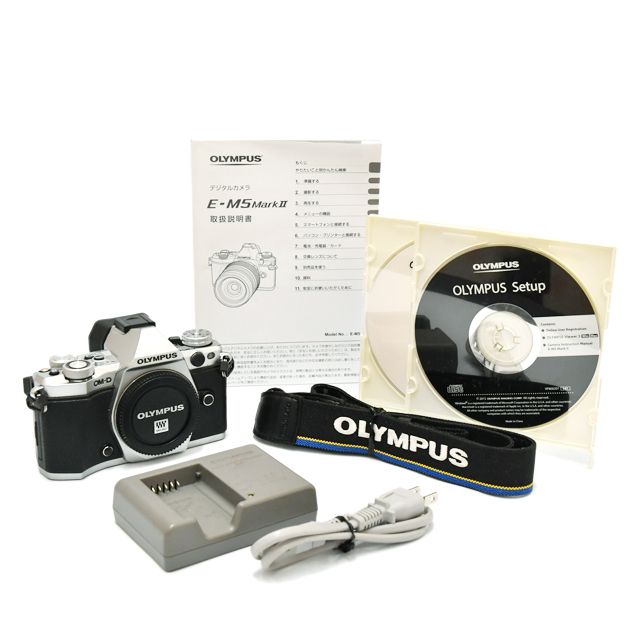 Olympus OM-D E-M5ⅱ ミラーレスカメラ