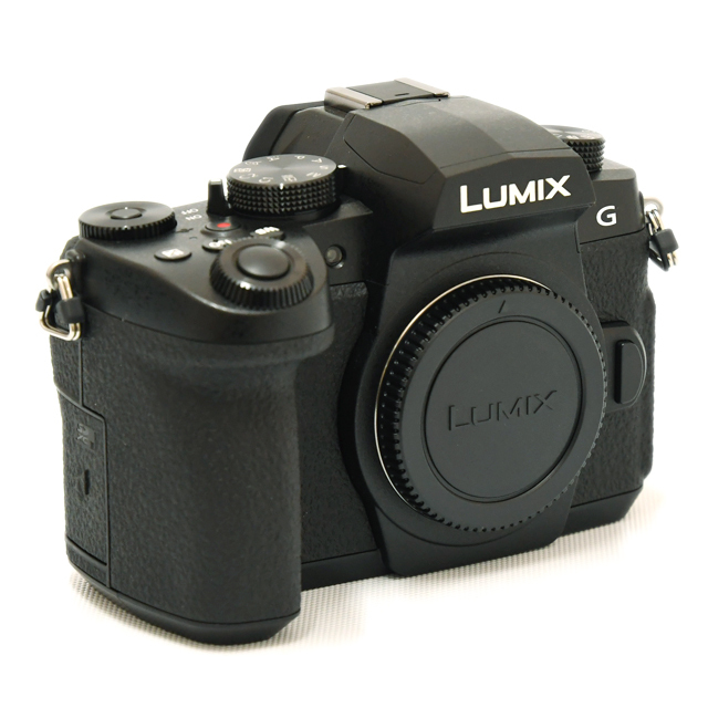 Panasonic LUMIX DC-G99D ボディ マイクロフォーサーズ カメラ