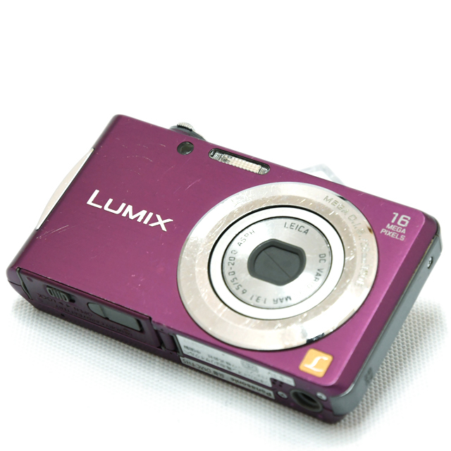 中古】パナソニック コンパクトデジカメ LUMIX DMC-FH5【C】