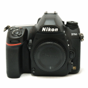 D780