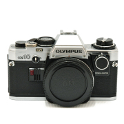 OM10