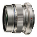 【新品】オリンパス M.ZUIKO DIGITAL ED 12mm F2.0 シルバー【メーカー取寄せ品】【選べる5年間延長保証対象（別料金）】