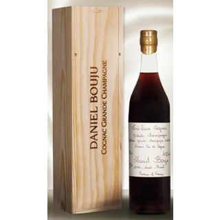 ダニエル・ブージュ　トレ・ヴィユー　（40度/700ml）(2010074)
