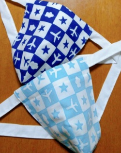 黒猫　飛行機（岡生地）｜手拭い地で柔らかい