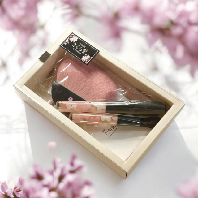 BP-set べっぴん桜筆セット （扇型パウダーブラシ チークブラシ アイ