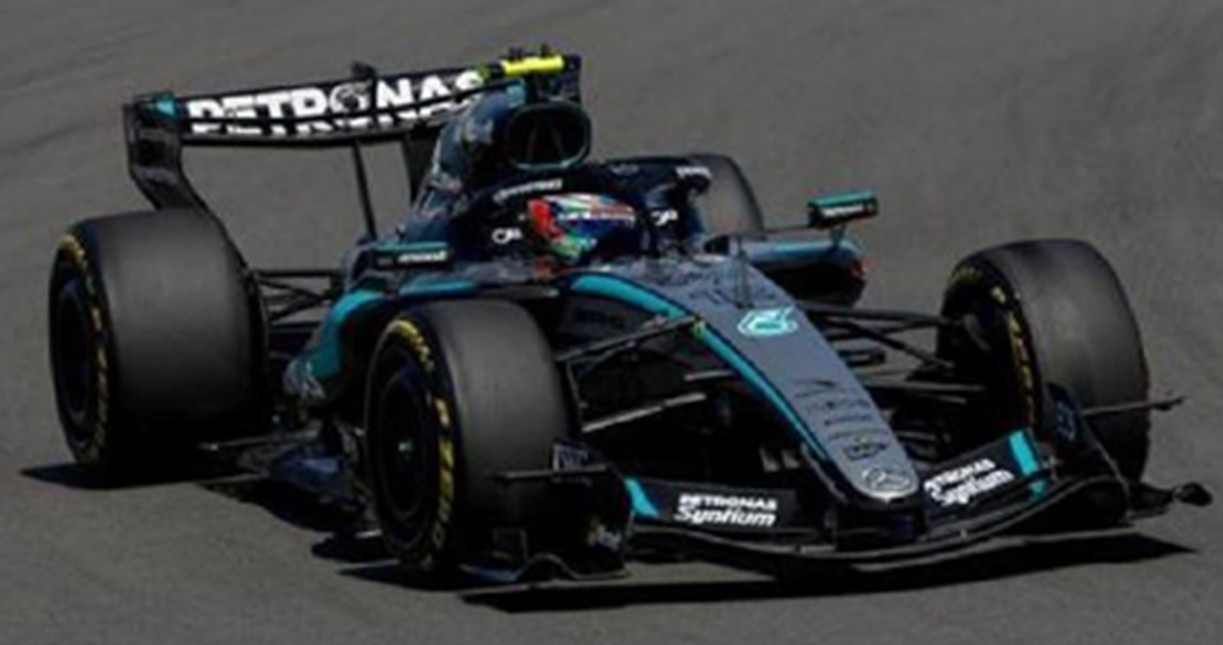 予約品　9月頃　ミニカー　SPARK（スパーク） レジンモデル　1/18　18S1270　Mercedes-AMG PETRONAS Formula One Team W17 No.12 優勝 Chinese GP 2026 Kimi Antonelli　9581677812703